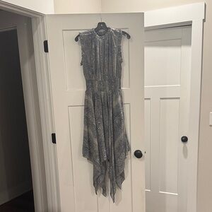 SEN Elegant Cream & Navy Blue Sleeveless Scarf Dress - Medium